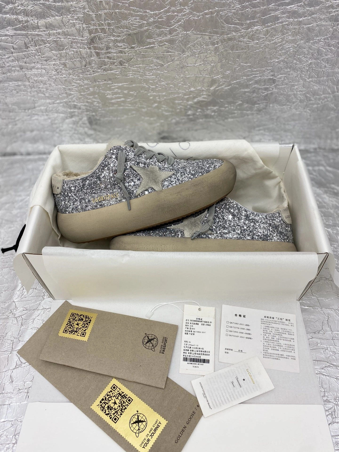 OOBB-- 6642 GWF00346.F002998.70136 Space cowhide item:E-X362J2904T